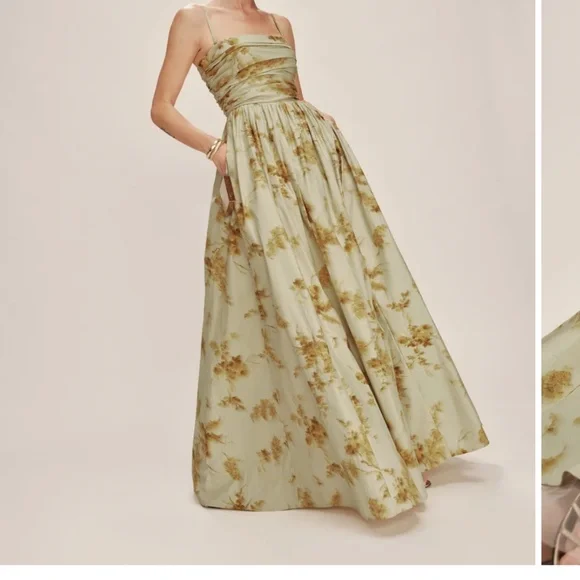 Reformation gown - Picture 2 of 2